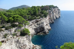 1024px-Telascica-Cliff